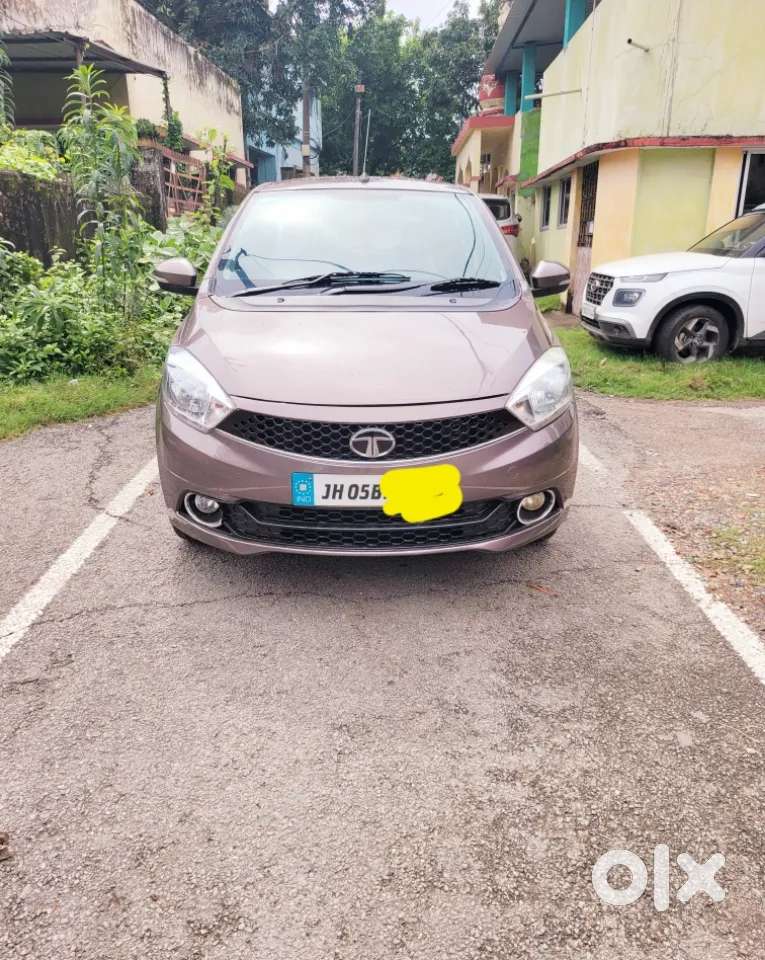 Tata Tiago 1.2 Revotron Xm, 2016, Petrol