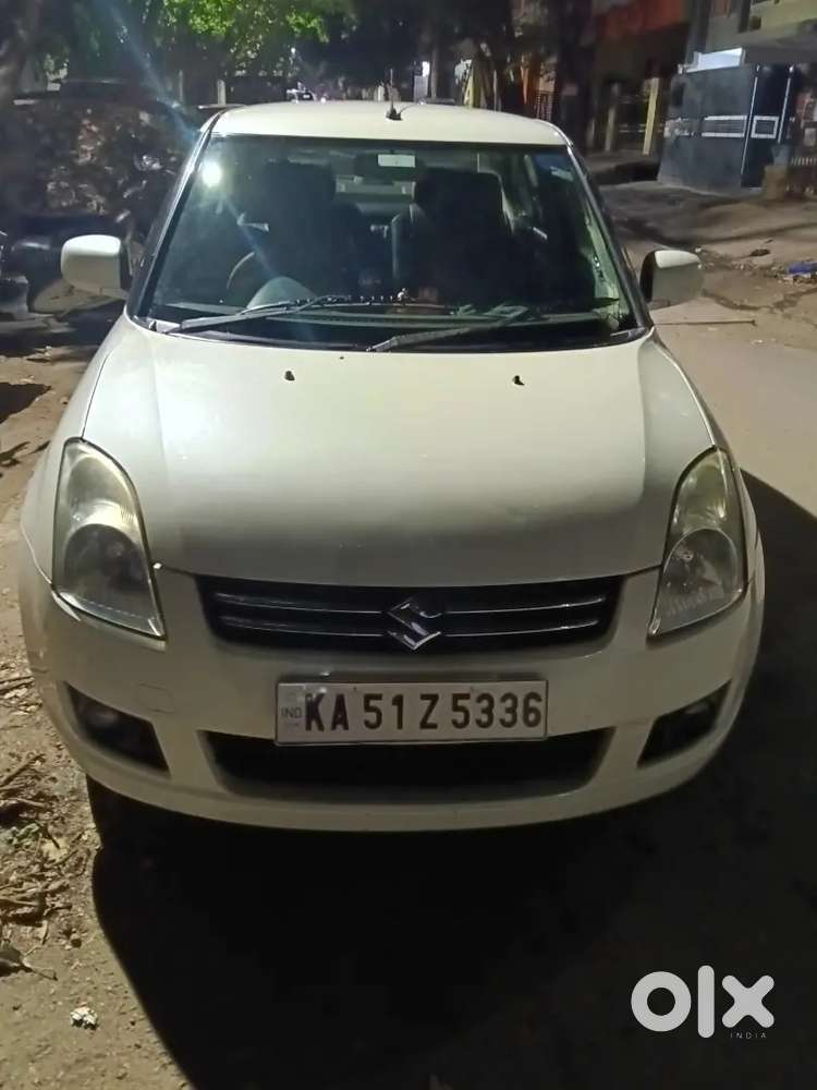 Maruti Suzuki Swift Dzire 2009 Petrol 72000 Km Driven