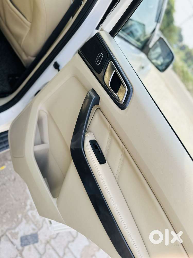 Ford Endeavour 3.2 Titanium At 4x4, 2018, Diesel