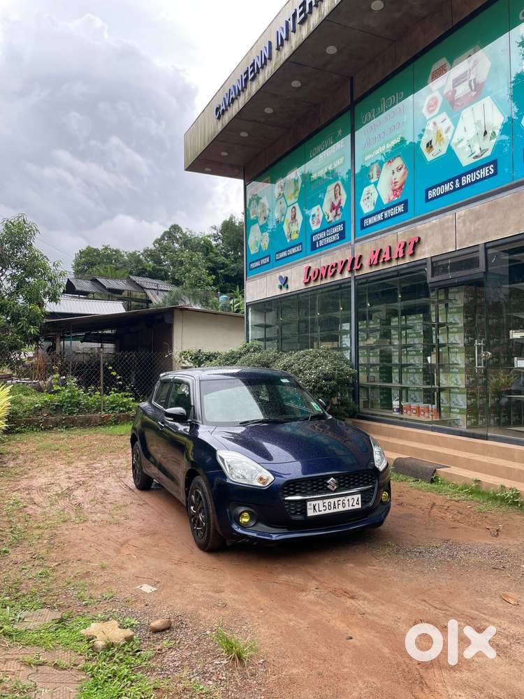 Maruti Suzuki Swift Vxi Optional, 2022, Petrol