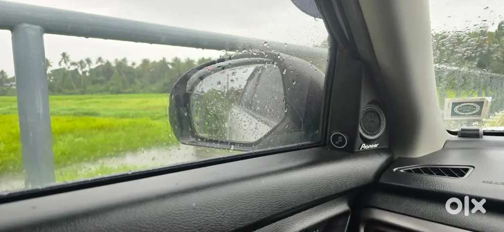 Maruti Brezza Hybrid 2025 Model With Manufacture Warranty