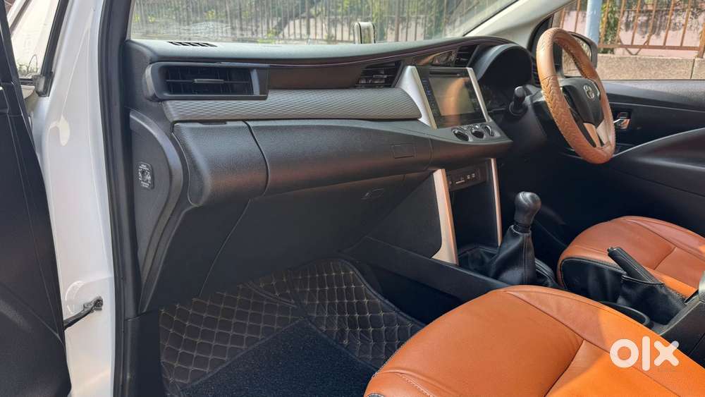 Toyota Innova Crysta 2.4 G Mt 7 Str, 2019, Diesel