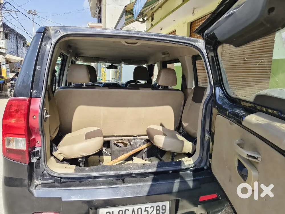 Mahindra Tuv 300 2017
