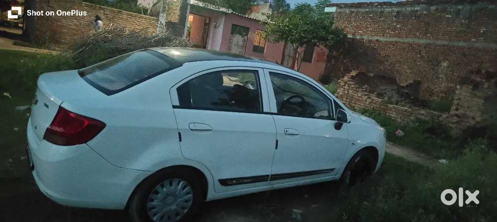 Good Condition Gadi Hai Tyre 75% New  Cng Lagi  Hai Rto Se Pass Nahin