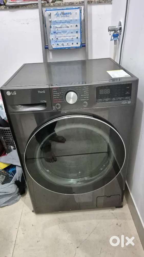 LG 11/7 kg 2 in 1 washer dryer