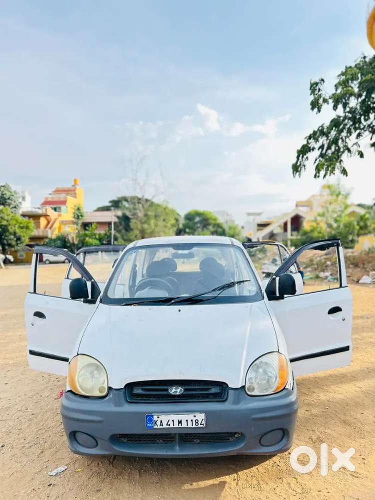 Hyundai Santro Gs Zip 2002