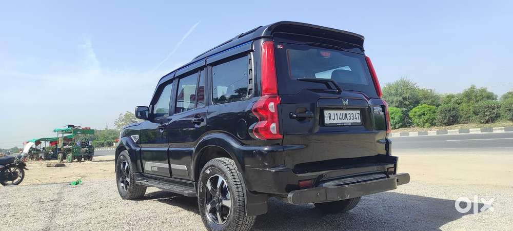 Mahindra Scorpio Classic 2.2 S 11 Mt 7 Str, 2024, Diesel