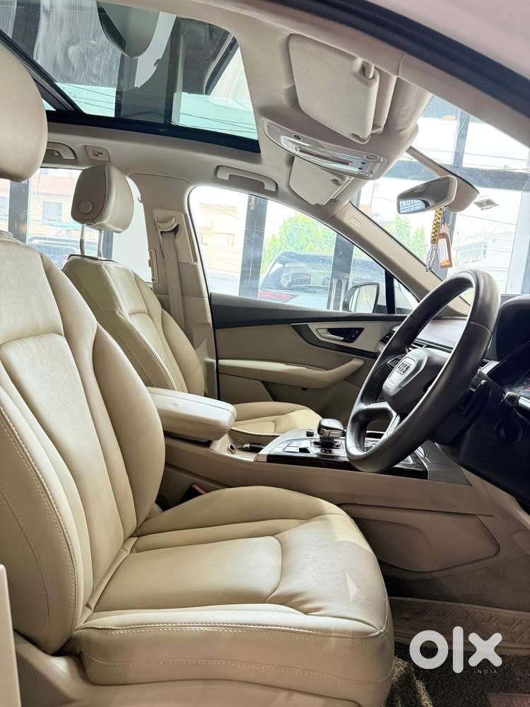 Audi Q7 45 Tdi Premium With Sunroof, 2016, Diesel