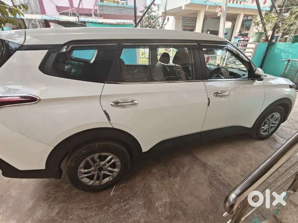 Kia Carens 2024 Diesel 8000 Km Driven