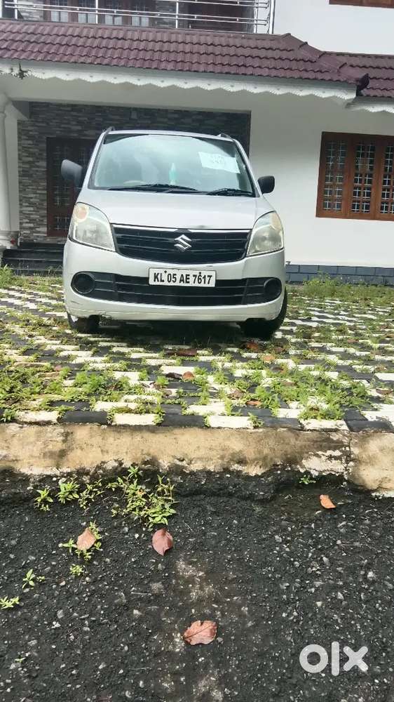 Maruti Suzuki Wagon R Lxi 2012 Petrol