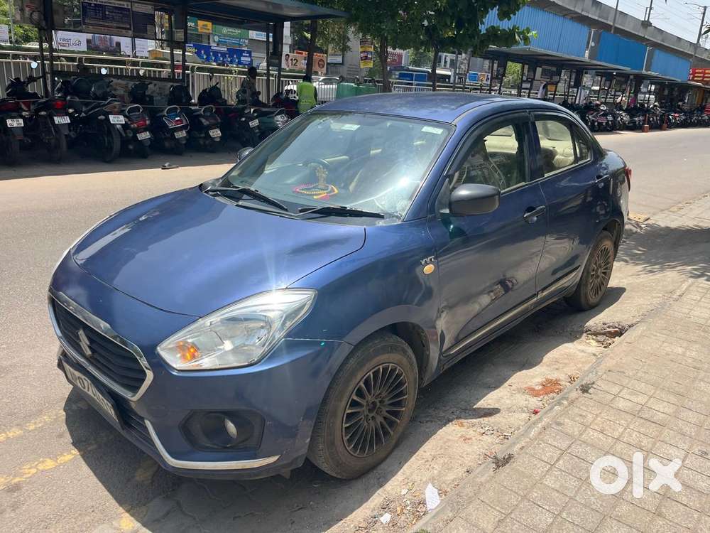 Maruti Suzuki Swift Dzire 1.2 Lxi Bsiv, 2017, Petrol