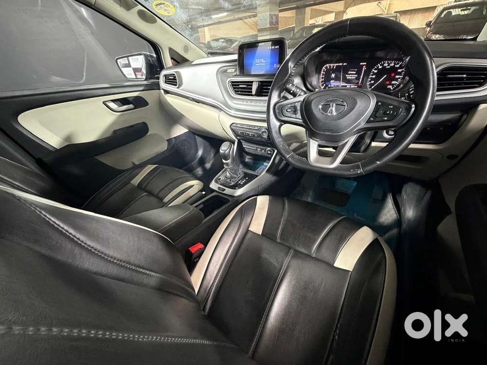 Tata Altroz Xz Plus (s), 2023, Petrol
