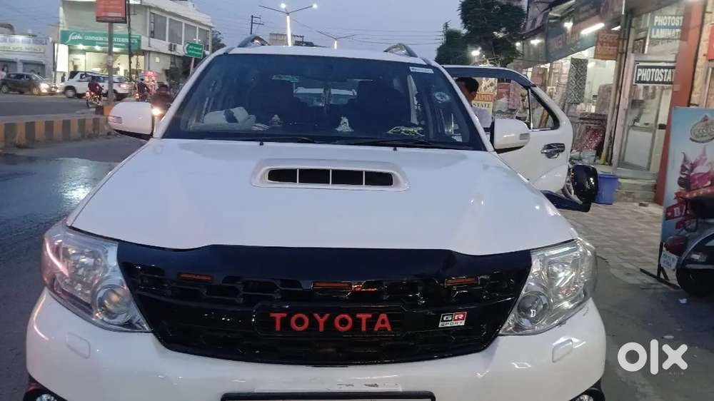 Toyota Fortuner Diesel 2011
