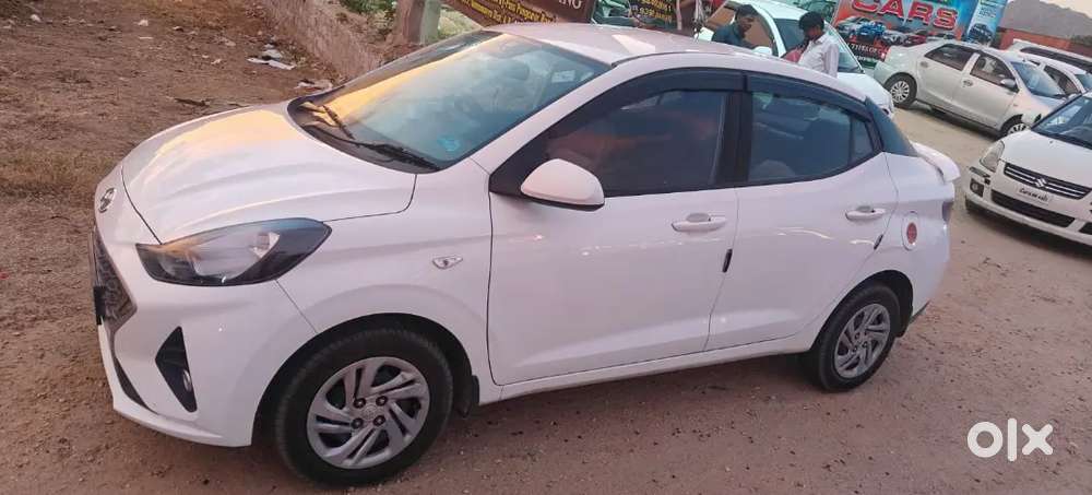 Hyundai Aura 1.2 S 2023 Petrol+cng Manual Milege 31kms /liter