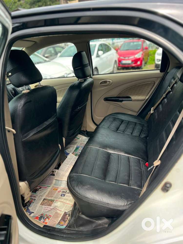 Toyota Etios Liva Vx Dual Tone, 2018, Petrol