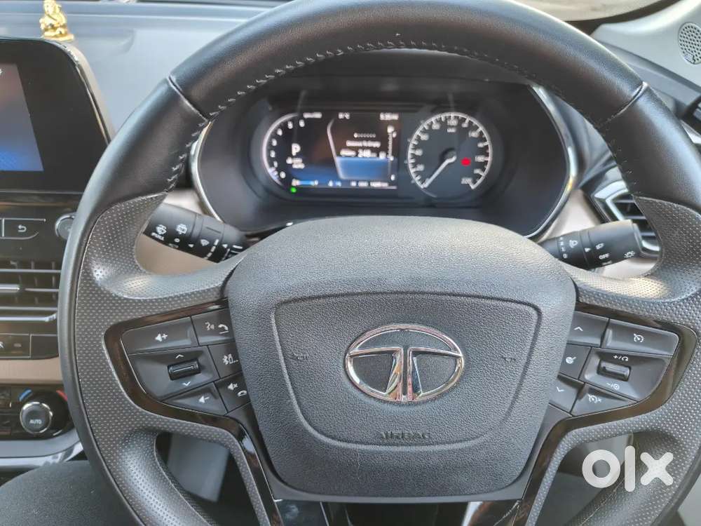 Tata Harier Top End