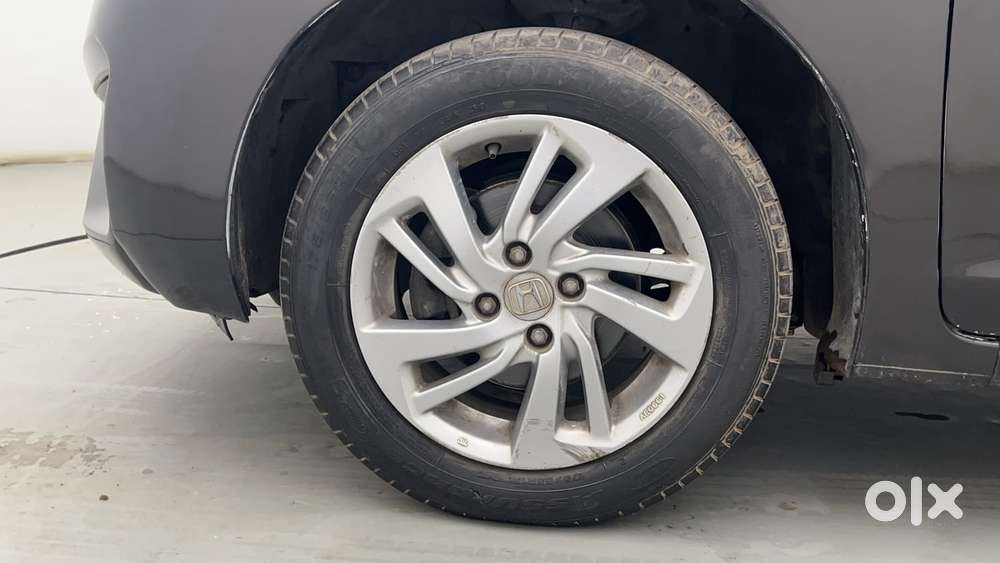 Honda Jazz [2020-2023] 1.2 Vx I-vtec Mt, 2019, Petrol