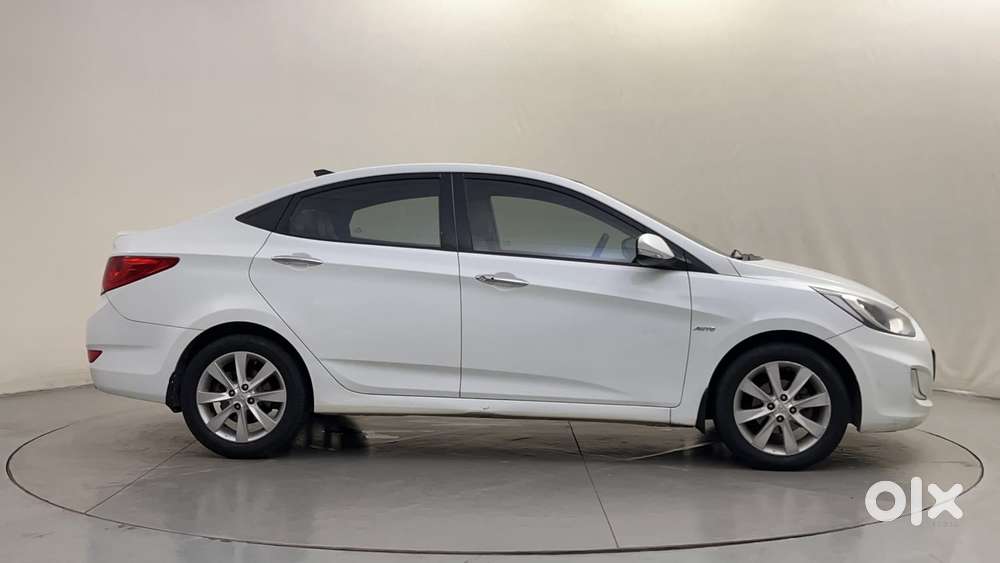 Hyundai Verna 1.6 Sx Vtvt (o) At, 2013, Petrol