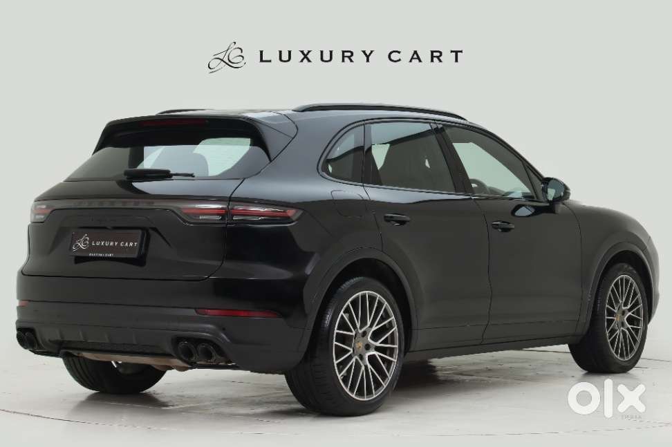 Porsche Cayenne Platinum Edition, 2022, Petrol