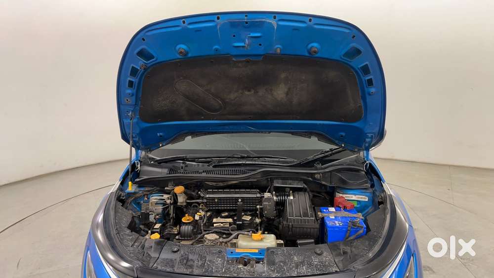 Tata Altroz Xz, 2023, Petrol