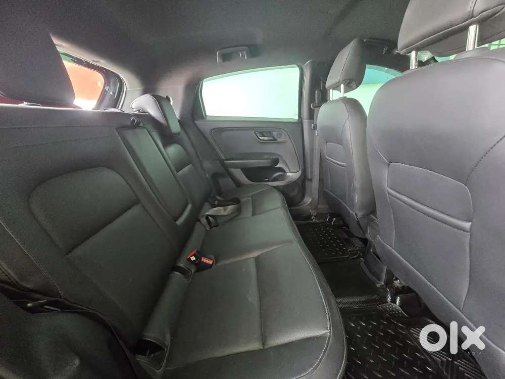 2022 Tata Altroz Xt Petrol ‘dark Edition’  28,000 Kms  Rti Protected