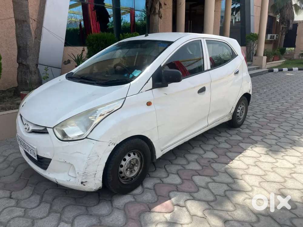 Hyundai Eon 2012 Petrol Well Maintained