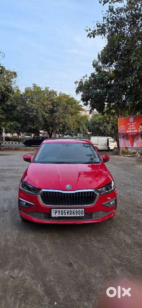 Skoda Slavia 1.0 Tsi Style, 2023, Petrol