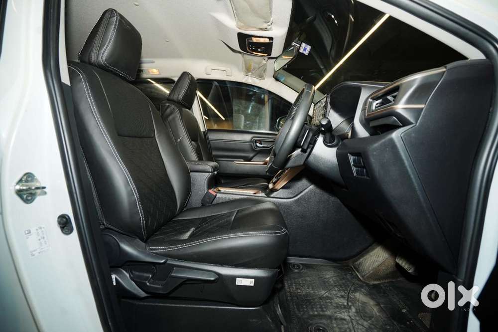 Maruti Suzuki Invicto Zeta Plus 7str, 2024, Petrol