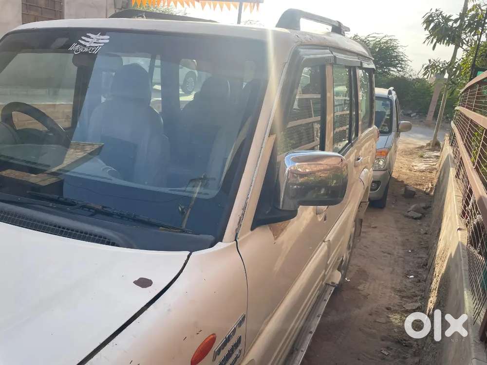 Mahindra Scorpio 2006