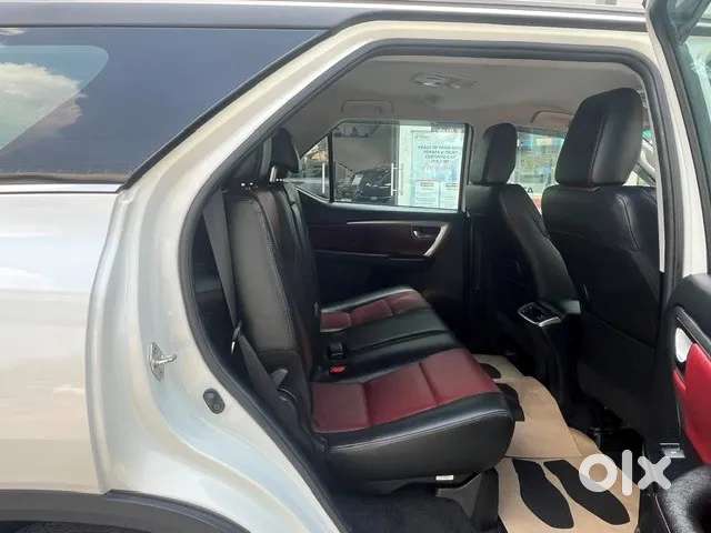 Toyota Fortuner Legender, 2023, Diesel