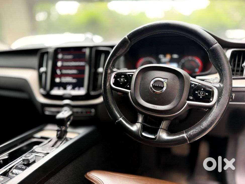 Volvo S60 D5 Inscription, 2018, Diesel