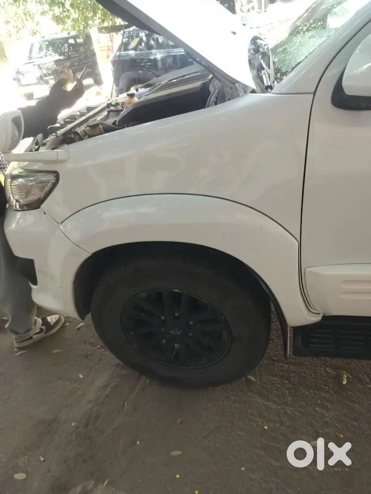 2015 Toyota Fortuner Suv