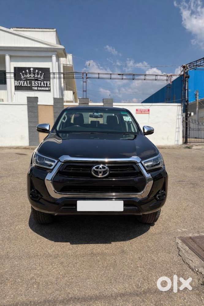 Toyota Hilux 2024 Diesel(2025 Registered)24733 Km Driven
