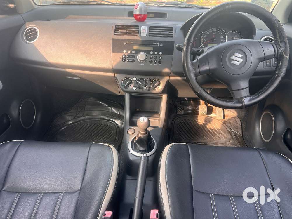 Maruti Suzuki Swift Dzire 1.2 Vxi Bsiv, 2011, Petrol