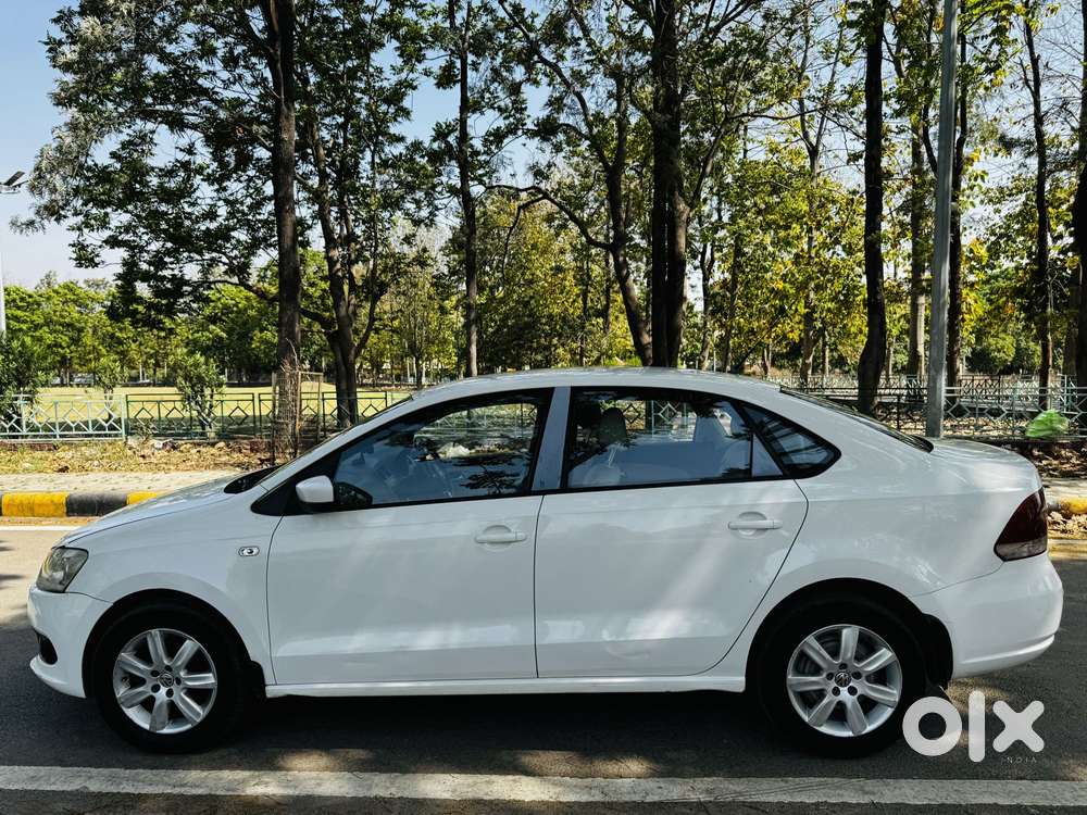Volkswagen Vento 2010-2013 New Diesel Highline, 2011, Diesel
