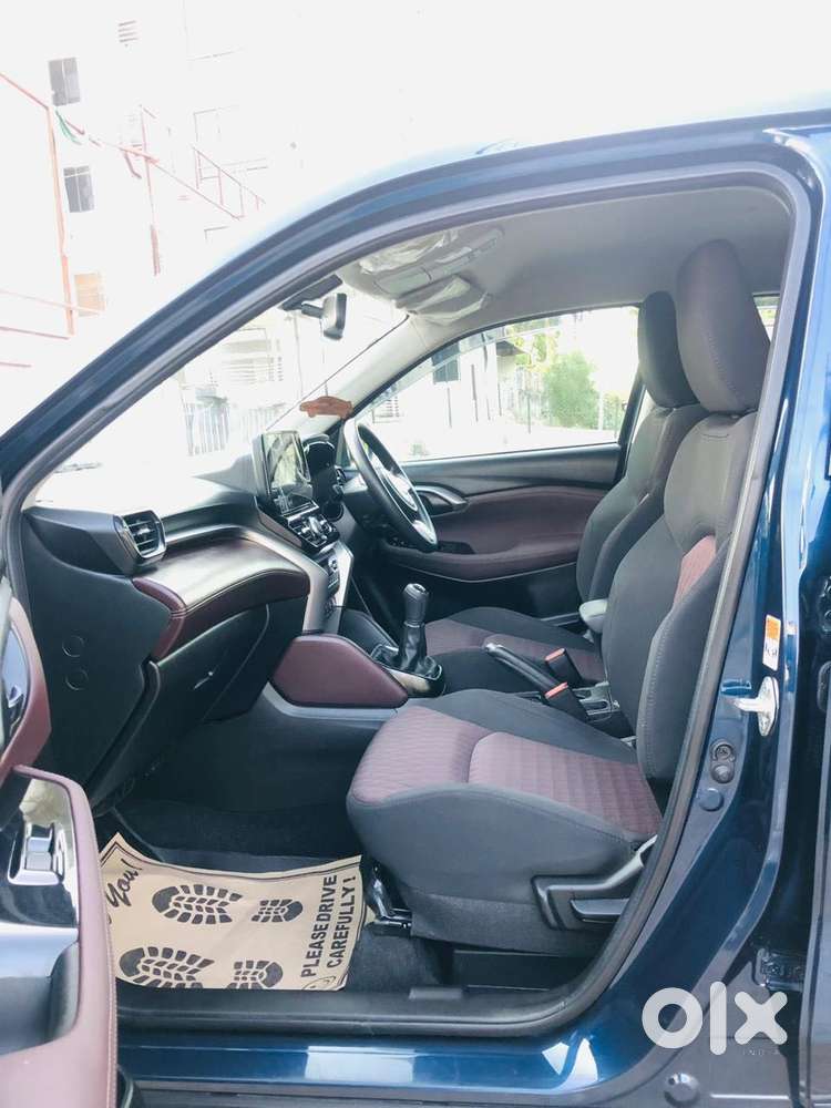 Maruti Suzuki Grand Vitara 1.5 Zeta Smart Hybrid, 2025, Petrol