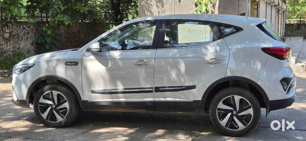 Mg Zs Ev Exclusive, 2025, Electric