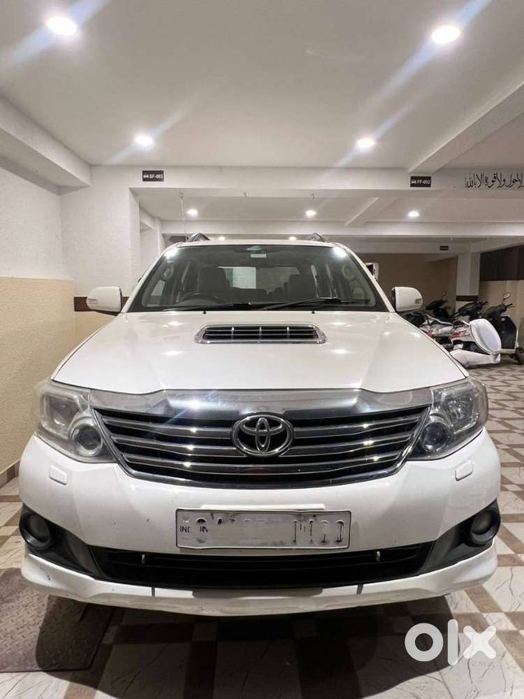 Toyota Fortuner 3.0 Sportivo 4x2 Mt, 2012, Diesel