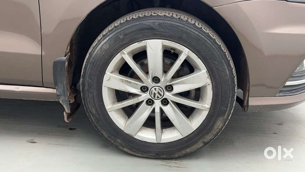 Volkswagen Ameo 1.2 Mpi Highline 16 Alloy, 2016, Petrol