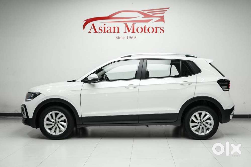 Volkswagen Taigun 1.0 Tsi Highline At, 2022, Petrol