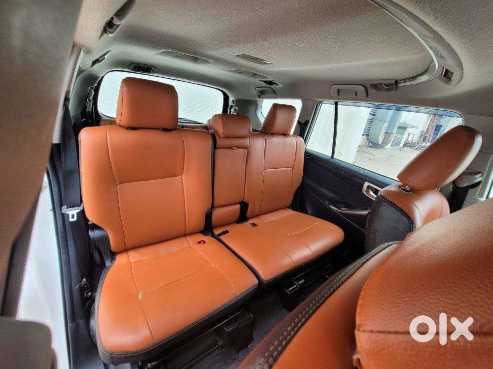 Toyota Innova Crysta 2.4 V 8 Str, 2018, Diesel