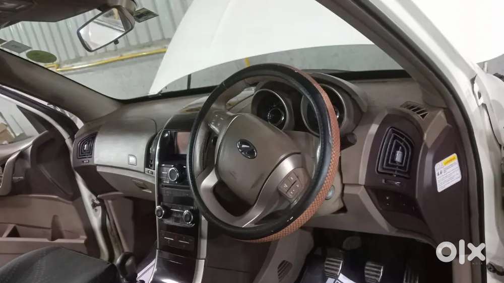 Mahindra Xuv500 2.2 Xclusive 2015