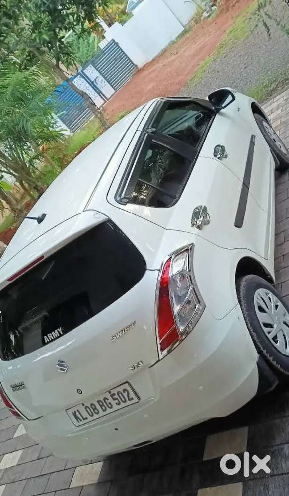 Maruti Suzuki Swift 2015 Petrol 48000 Km Driven