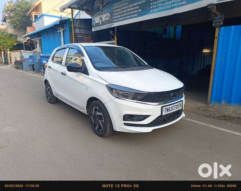 Tata Tiago 1.2 Revotron Xm, 2025, Petrol