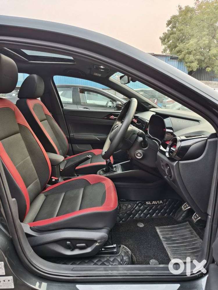 Skoda Slavia 1.0 Tsi Style, 2025, Petrol