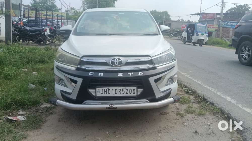 Toyota Innova Crysta