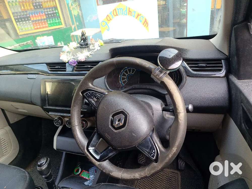 Company Music 7 Seater