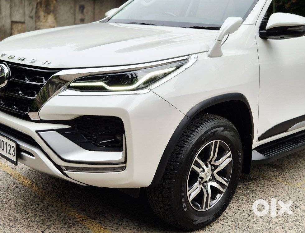Toyota Fortuner 4x2 At 2.7 Petrol, 2024, Petrol