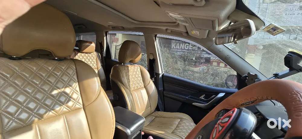 Mahindra Xuv500 W11 2018 Diesel Well Maintained