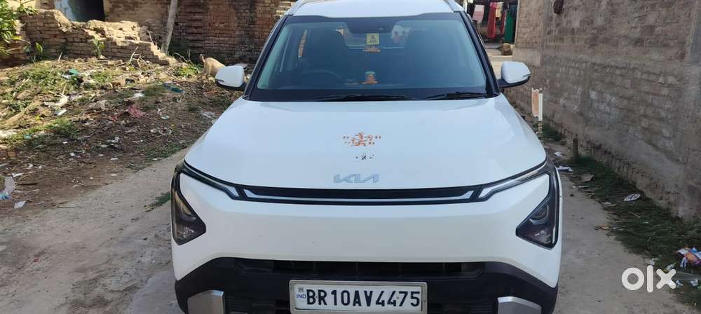 Kia Carens Clavis 2025 Hte Petrol